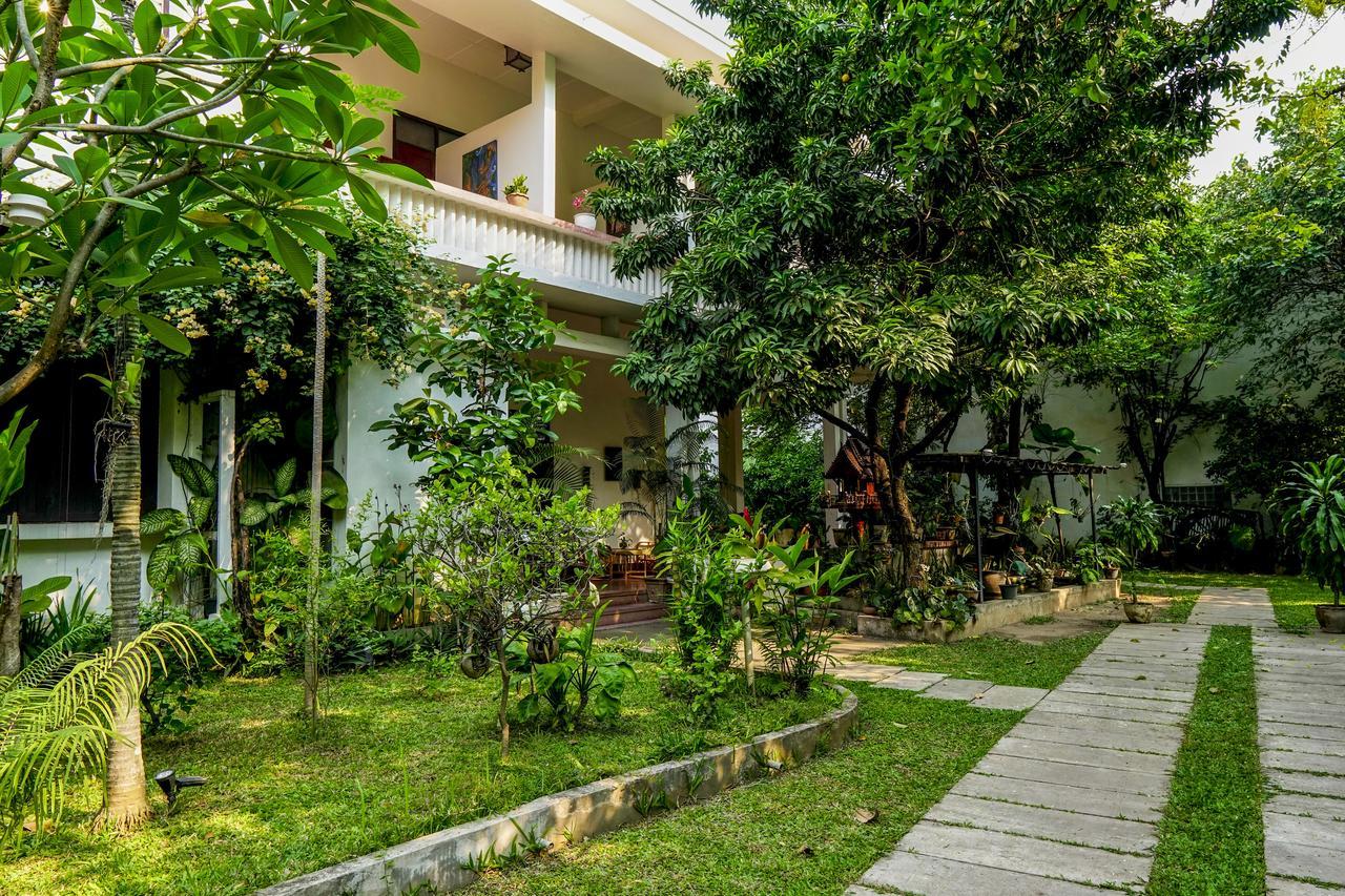 Lani'S House By The Ponds Hotel Vientiane Exterior photo